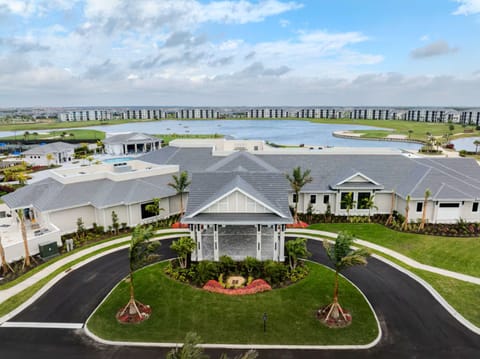 Welcome to National Golf and Country Club