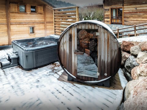 Sauna & jacuzzi