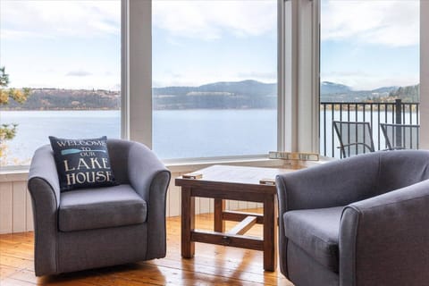 Welcome to our Lake House!