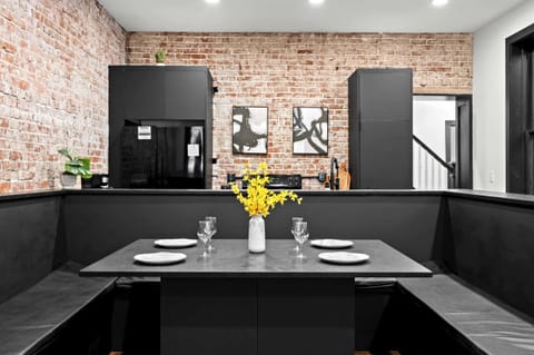 Dining Area: Whether it's breakfast or dinner, this dining area offers a perfect spot to enjoy your meals.