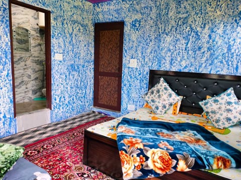 Double Room | WiFi (free)