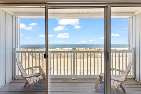 Townhome, 4 Bedrooms | Interior