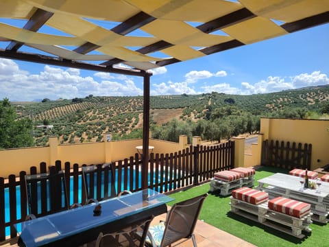 House, 3 Bedrooms, Accessible, Smoking | Outdoor dining
