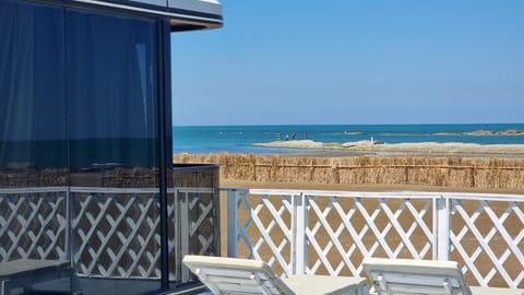 Signature Mobile Home, Sea View | Terrace/patio