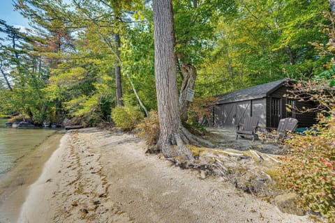 Holderness Vacation Rental | 2BR | 1BA | 400 Sq Ft | 2 Steps to Enter