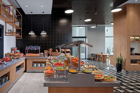 Daily buffet breakfast for a fee