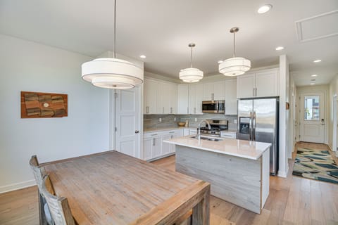 Dining Area | 1st Floor | Dishware & Flatware Provided