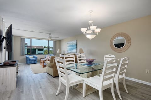 Gorgeous open floor plan beachfront condo at Loggerhead Cay