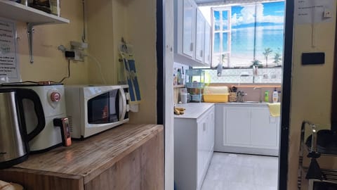 Shared fridge, shared microwave