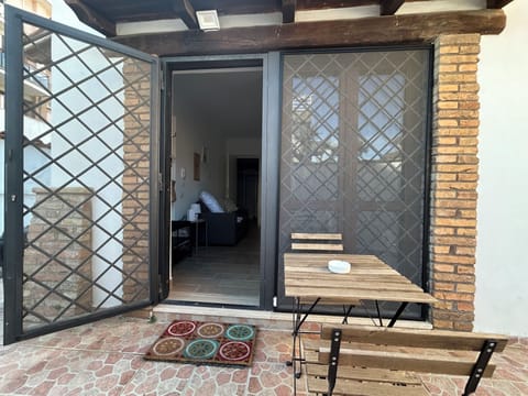 Apartment | Terrace/patio