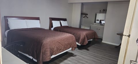 Standard Double Room | Free WiFi