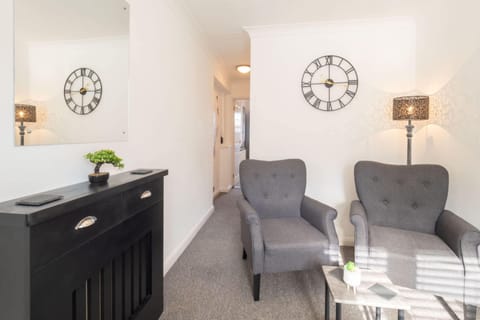 House | 1 bedroom