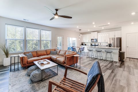 Ocean View Vacation Rental | 3BR | 2.5BA | 2 Steps to Enter | 2,336 Sq Ft