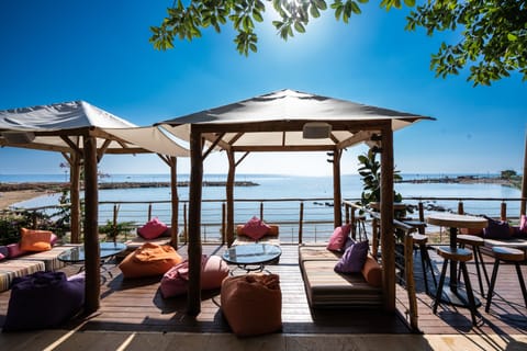 Beach bar