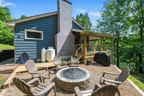 Brand new fire Pit