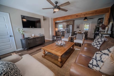 Smart Tv | Large Coffee Table for game night