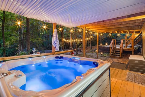  Soak under the stars in the glow of the lights and mountain breeze!