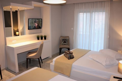 Superior Triple Room | Minibar, soundproofing, free WiFi, bed sheets