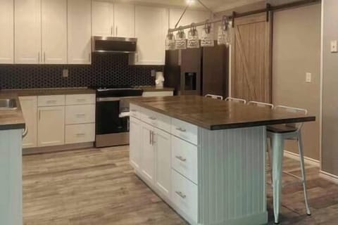 Ba817da8 d856 4fa3 900d 28dcf99e7f3b