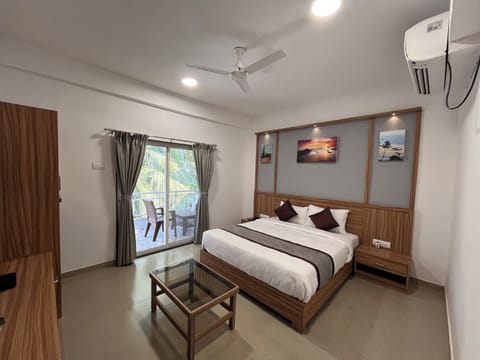 Deluxe Double Room | Free WiFi