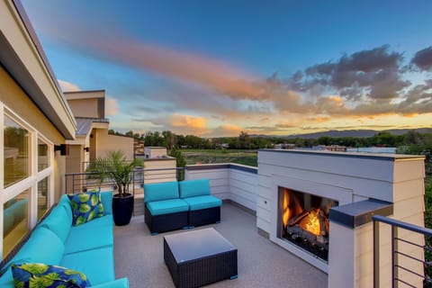 908 Jerome Unit 1 | Rooftop Deck with Outdoor Fireplace