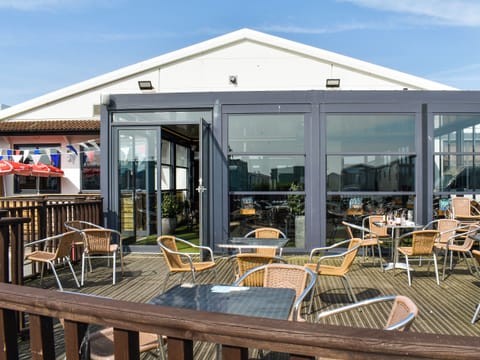On-site amenities | Sunset Lodge, Heysham-Morecombe, near Lancaster