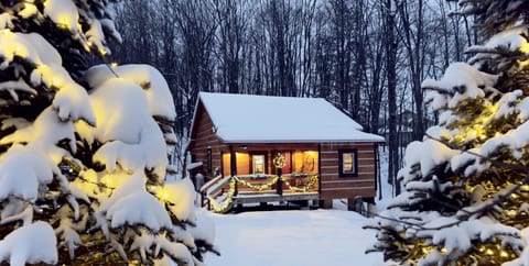 Evergreen Grove Cabins at Deep Creek Lake