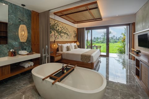 Emana Room | Free minibar, desk, free cribs/infant beds, free WiFi