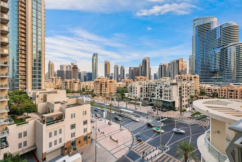 Cityscape View: Breath in the vibrant energy of Dubai from your private balcony oasis!