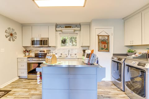 Cottage (2 Bedrooms) | Interior