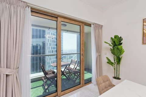 Premier Apartment | Terrace/patio