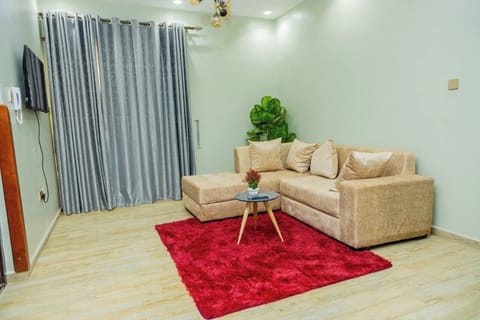Economy Apartment, City View | Living area