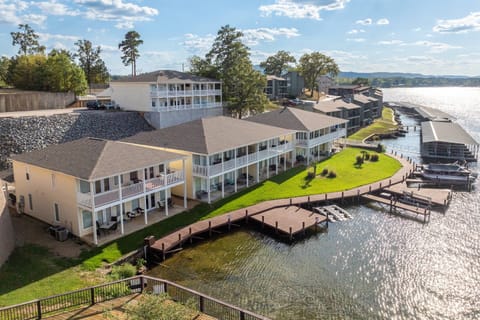 Bottom Floor Condo with Easy no Stair Access