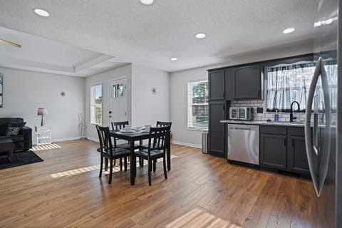 Kitchen [ Dishwasher & Air Fryer/Toaster & Microwave]