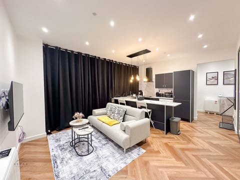 Living Room / Lounge