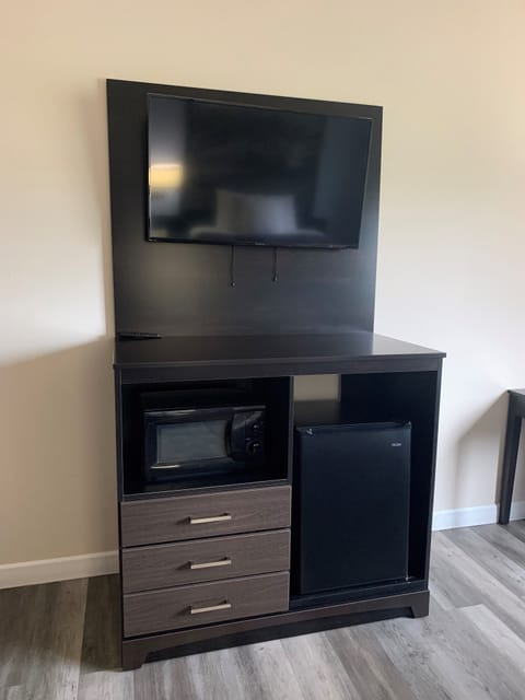 Individually decorated, individually furnished, desk, laptop workspace