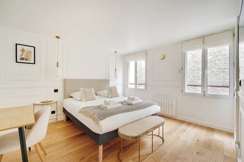 Apartment | 1 bedroom, laptop workspace, iron/ironing board, bed sheets