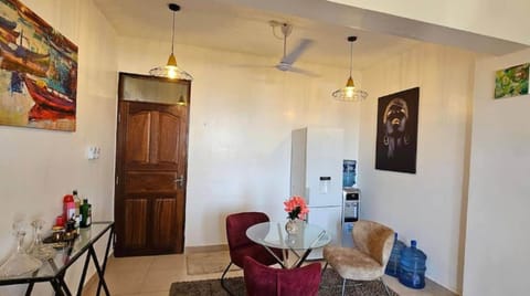 Apartment, 1 Bedroom, City View | Interior