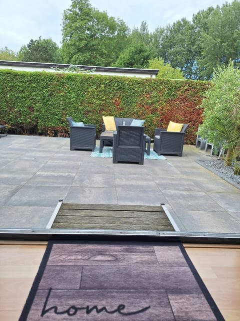 Kijk voor meer informatie en de beste aanbieding op www.stellemaris.com