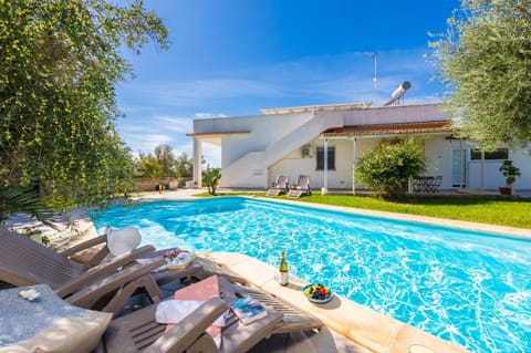 Beautiful villa with private pool and terrace