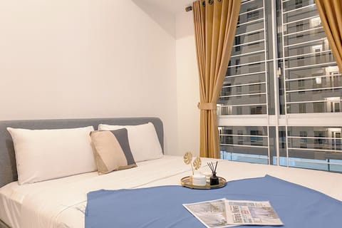 Deluxe Apartment | 2 bedrooms, desk