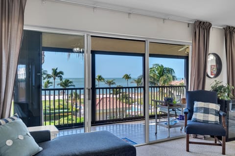 Condo, 2 Bedrooms | Living area | Smart TV