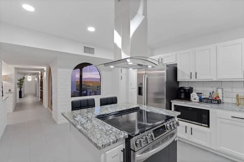 Breakfast with a view! Well appointed kitchen with everything you need