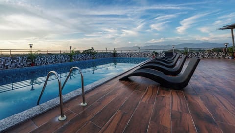 Rooftop pool