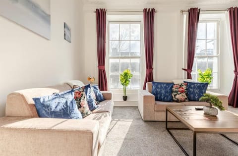 Apartment | Living area
