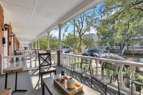 Welcome to Sweet Magnolia Veranda!