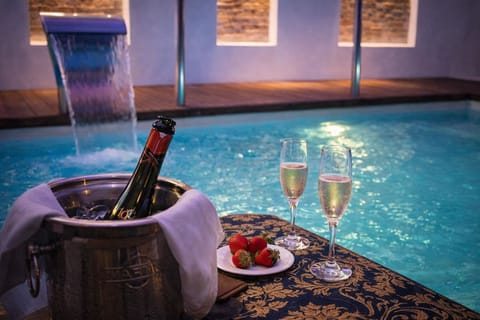 Body treatments, facials, massage/treatment rooms