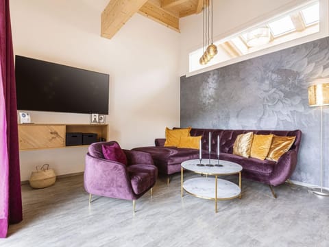 Apartment | Living area