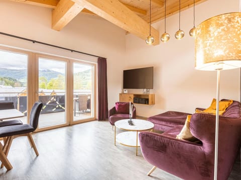 Apartment | Living area