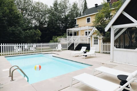 Chalet_Le Pavillon Saint-Come_piscine 4